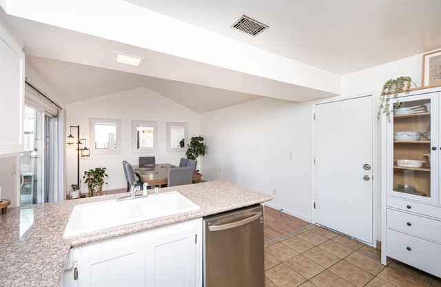 7279 Meath Way, North Highlands, CA 95660