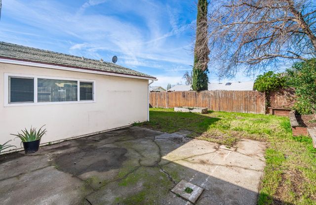 7279 Meath Way, North Highlands, CA 95660