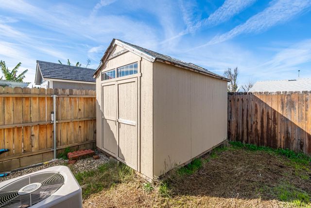 7279 Meath Way, North Highlands, CA 95660