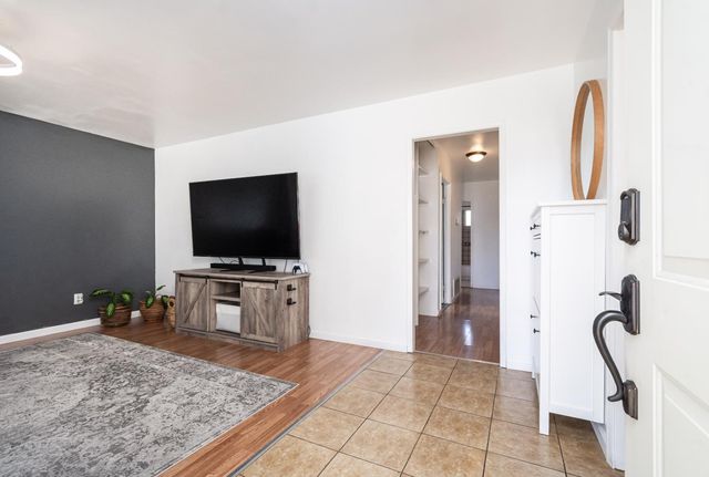 7279 Meath Way, North Highlands, CA 95660