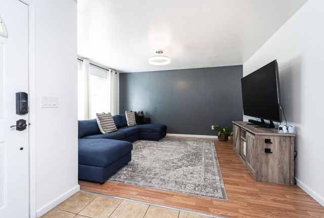 7279 Meath Way, North Highlands, CA 95660