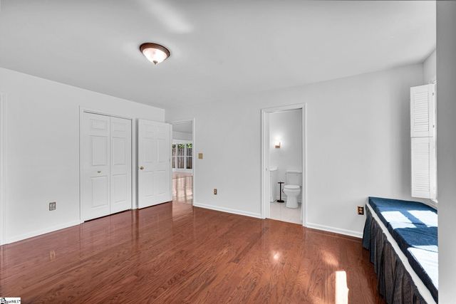 144 Forest Lake Drive, Simpsonville, SC 29681
