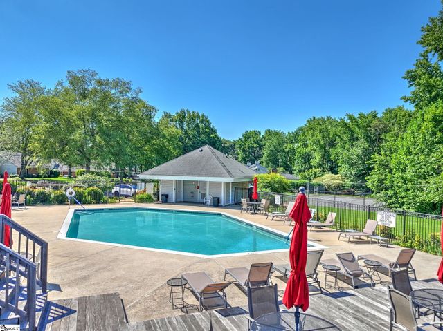 144 Forest Lake Drive, Simpsonville, SC 29681