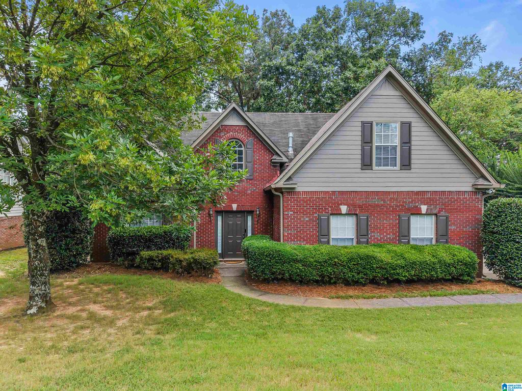 6017 HIDDEN WAY LANE, Trussville, AL 35173