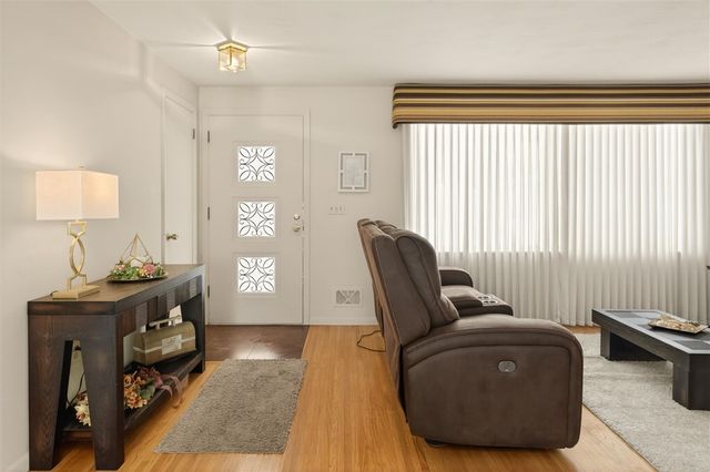 38 Valencia Drive, Gates, NY 14606