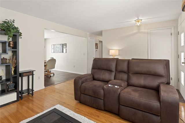 38 Valencia Drive, Gates, NY 14606