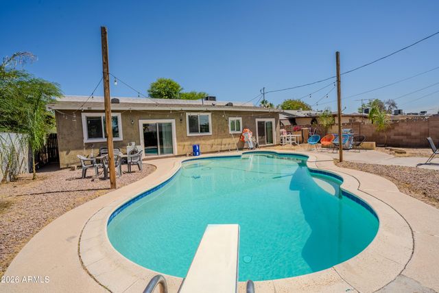 3801 W WILSHIRE Drive, Phoenix, AZ 85009