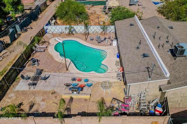 3801 W WILSHIRE Drive, Phoenix, AZ 85009