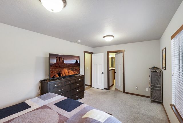 11708 E Rivercrest Dr, Spokane Valley, WA 99206