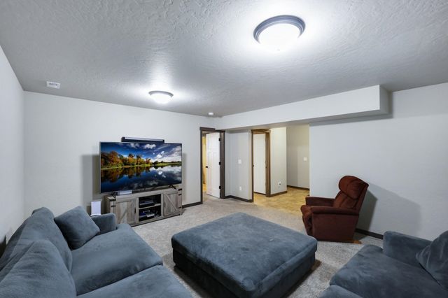 11708 E Rivercrest Dr, Spokane Valley, WA 99206