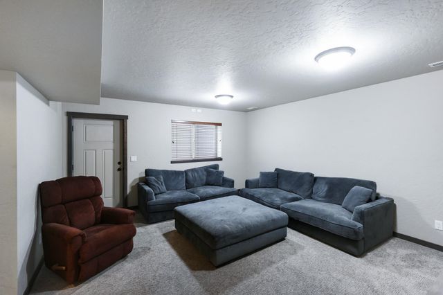 11708 E Rivercrest Dr, Spokane Valley, WA 99206