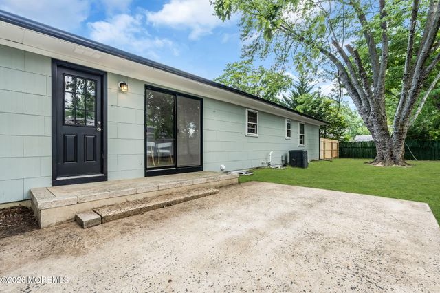 1213 3rd Avenue, Toms River, NJ 08757