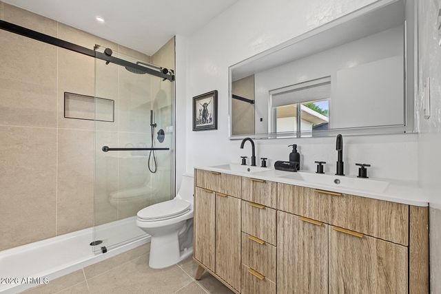 1920 N MILLER Road, Scottsdale, AZ 85257