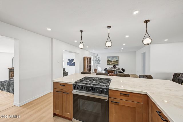 1920 N MILLER Road, Scottsdale, AZ 85257