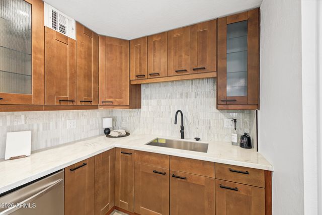 1920 N MILLER Road, Scottsdale, AZ 85257