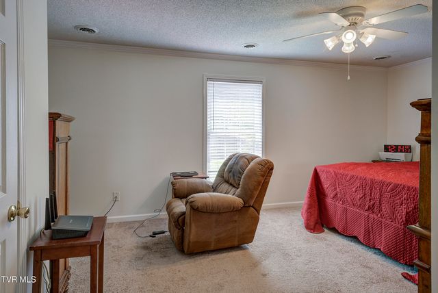 129 Violet Lane, Bluff City, TN 37618
