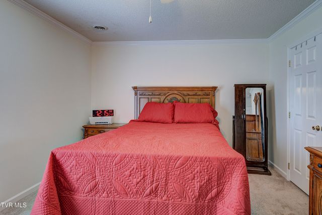 129 Violet Lane, Bluff City, TN 37618
