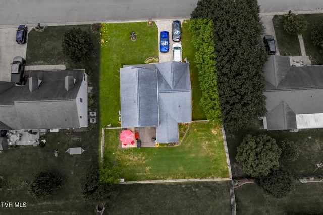 129 Violet Lane, Bluff City, TN 37618
