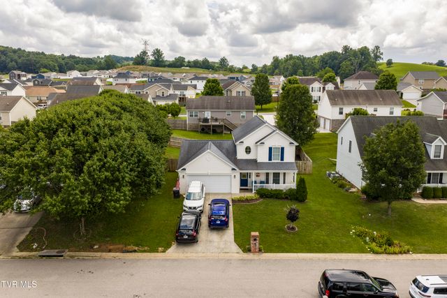 129 Violet Lane, Bluff City, TN 37618