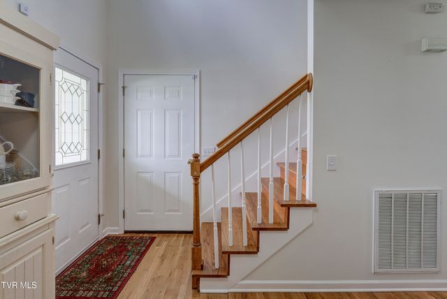 129 Violet Lane, Bluff City, TN 37618