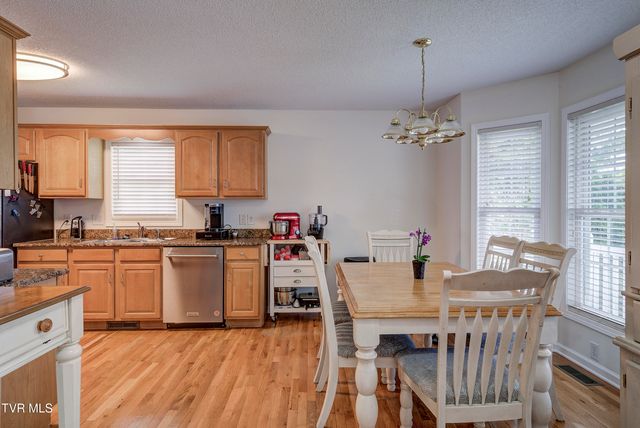 129 Violet Lane, Bluff City, TN 37618