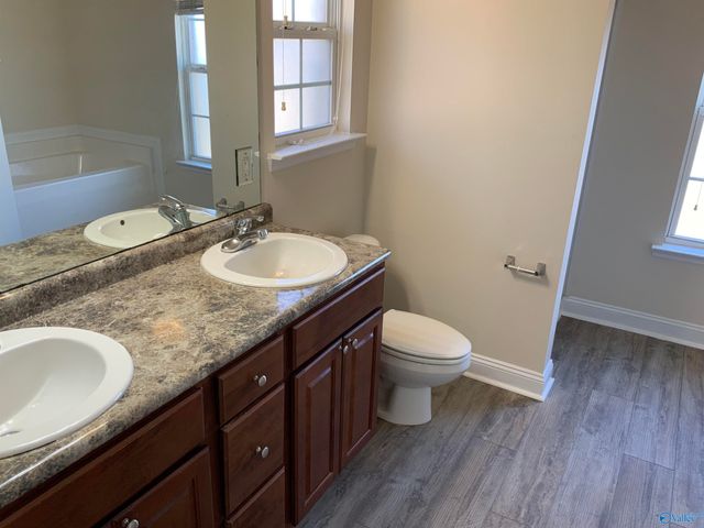 285 Shadow Court, Huntsville, AL 35824