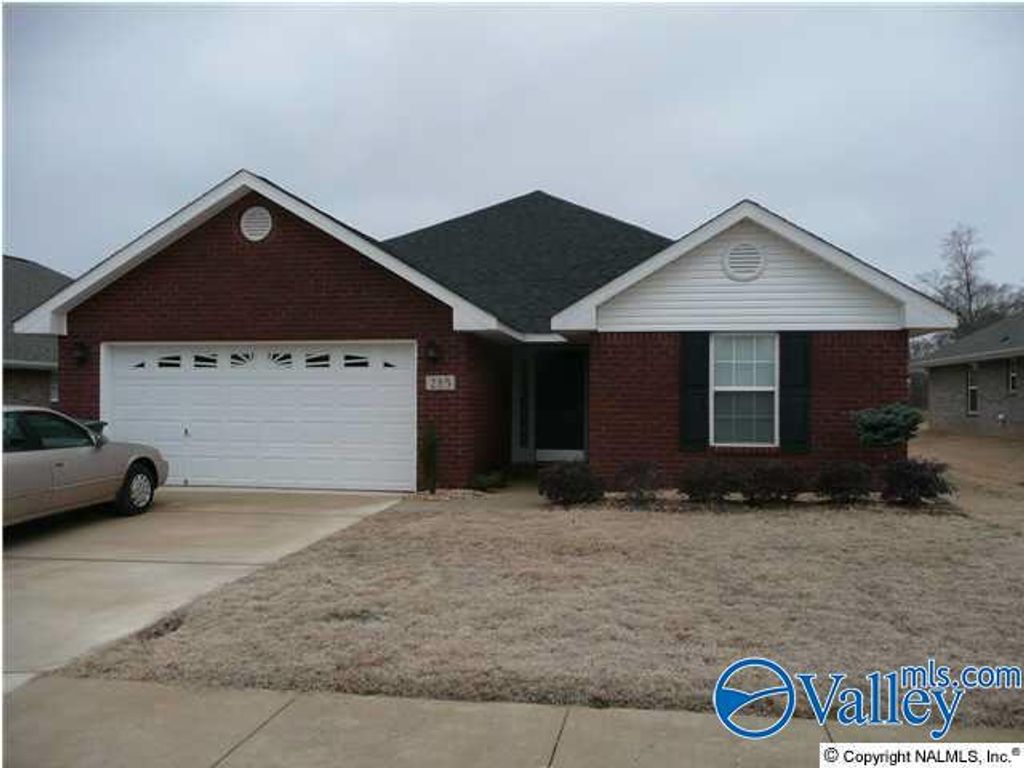 285 Shadow Court, Huntsville, AL 35824