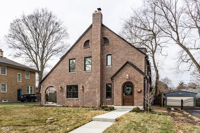 5320 Central Avenue, Indianapolis, IN 46220