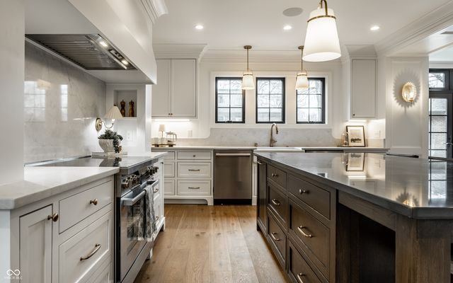 5320 Central Avenue, Indianapolis, IN 46220