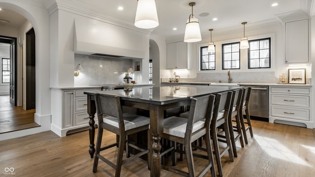 5320 Central Avenue, Indianapolis, IN 46220