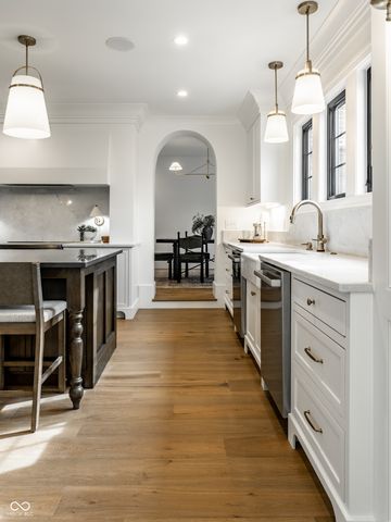 5320 Central Avenue, Indianapolis, IN 46220