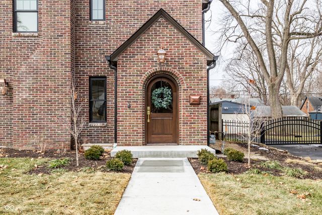 5320 Central Avenue, Indianapolis, IN 46220