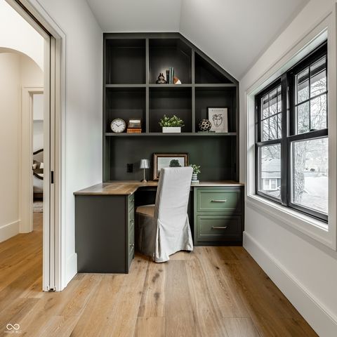 5320 Central Avenue, Indianapolis, IN 46220