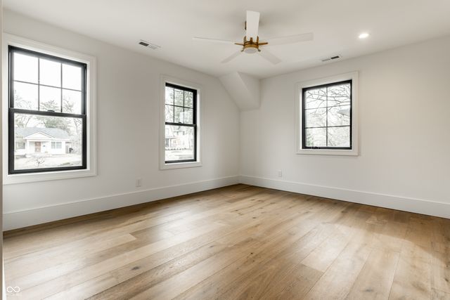 5320 Central Avenue, Indianapolis, IN 46220