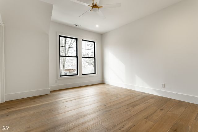 5320 Central Avenue, Indianapolis, IN 46220