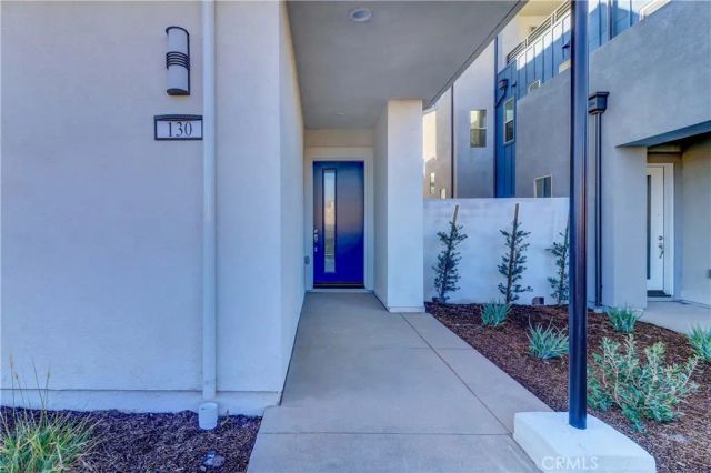 130 spectacle, Irvine, CA 92618