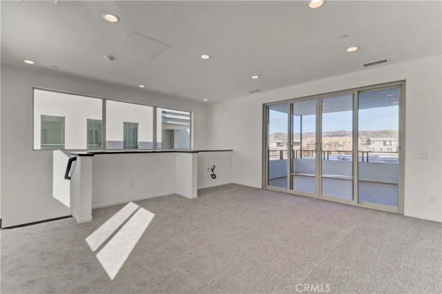 130 spectacle, Irvine, CA 92618