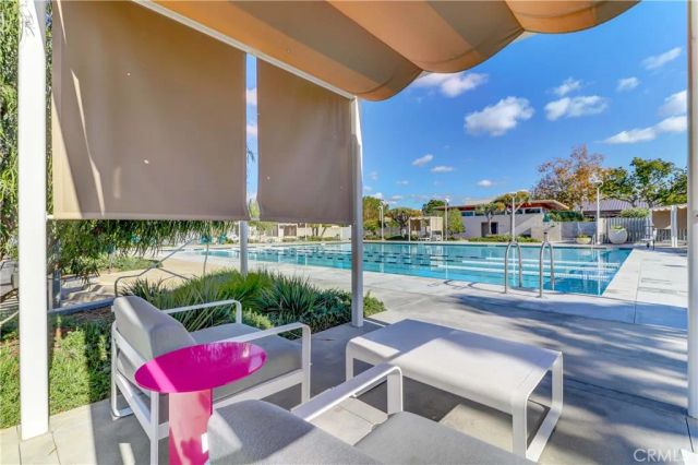 130 spectacle, Irvine, CA 92618