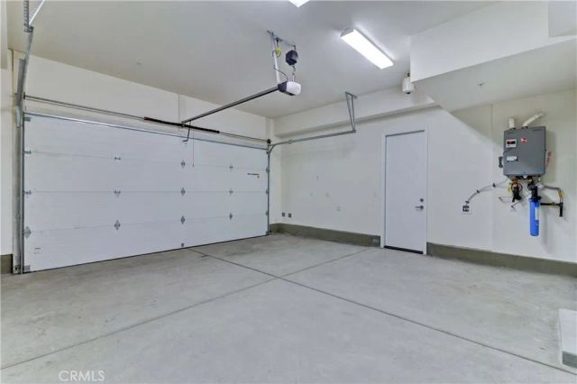 130 spectacle, Irvine, CA 92618