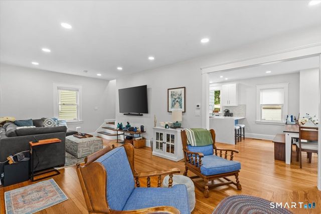 653 Forest Road, West Haven, CT 06516