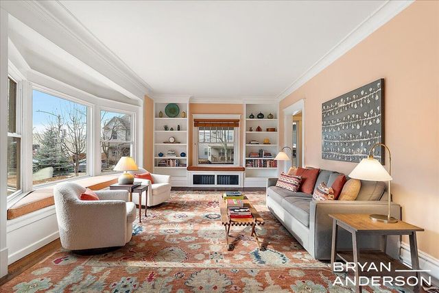 356 Woodmere Avenue Se, City Of Grand Rapids, MI 49506