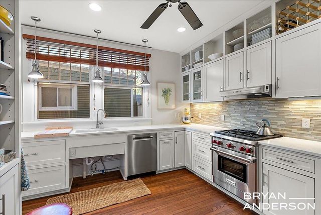 356 Woodmere Avenue Se, City Of Grand Rapids, MI 49506