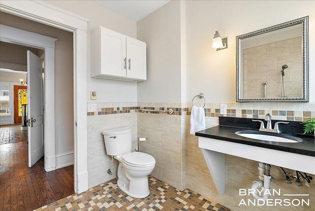 356 Woodmere Avenue Se, City Of Grand Rapids, MI 49506