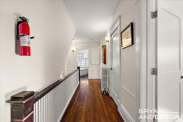 356 Woodmere Avenue Se, City Of Grand Rapids, MI 49506