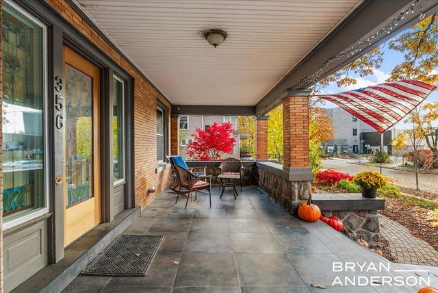 356 Woodmere Avenue Se, City Of Grand Rapids, MI 49506