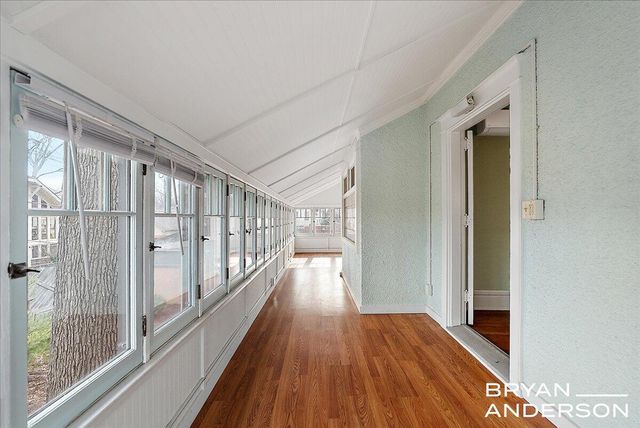 356 Woodmere Avenue Se, City Of Grand Rapids, MI 49506