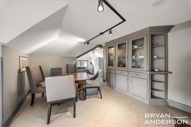 356 Woodmere Avenue Se, City Of Grand Rapids, MI 49506