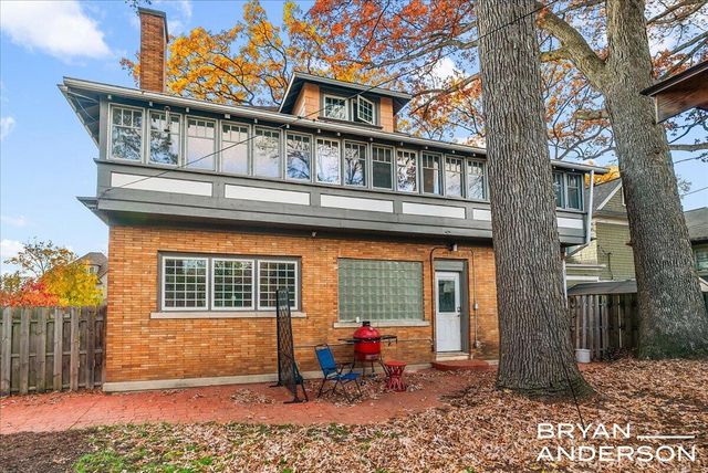 356 Woodmere Avenue Se, City Of Grand Rapids, MI 49506