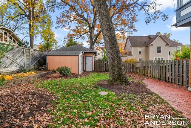 356 Woodmere Avenue Se, City Of Grand Rapids, MI 49506