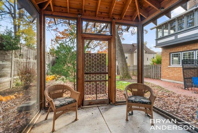 356 Woodmere Avenue Se, City Of Grand Rapids, MI 49506